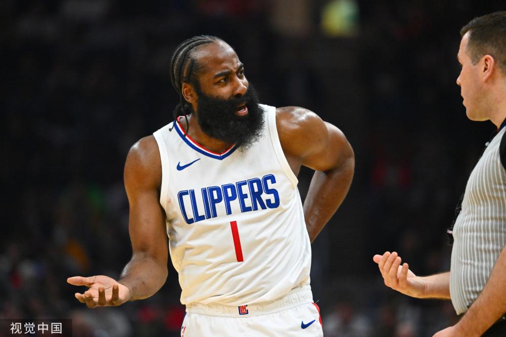 队员的头球 队员的头球