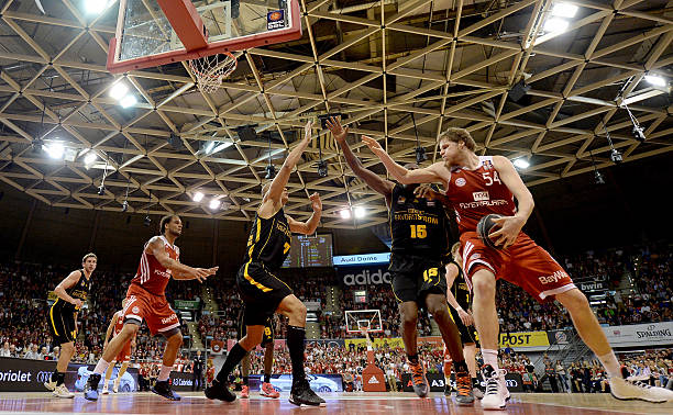 级球星均被 级球星均被