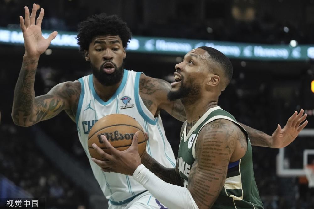 在激烈的比 在激烈的比